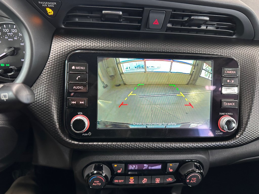 2025 Nissan Kicks Play SV in Cowansville, Quebec - 13 - w1024h768px