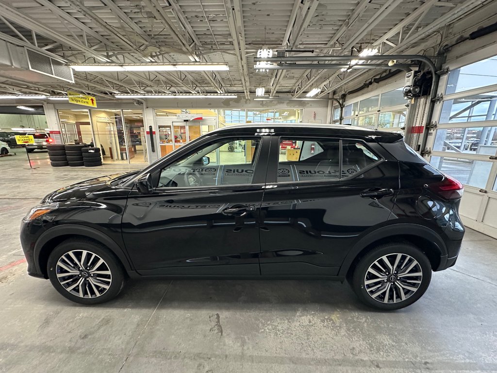 Nissan Kicks Play SV 2025 à Cowansville, Québec - 19 - w1024h768px