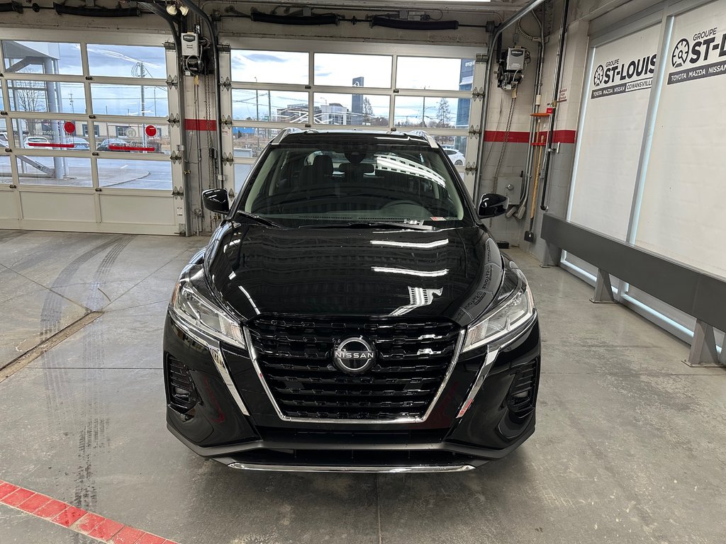 Nissan Kicks Play SV 2025 à Cowansville, Québec - 6 - w1024h768px