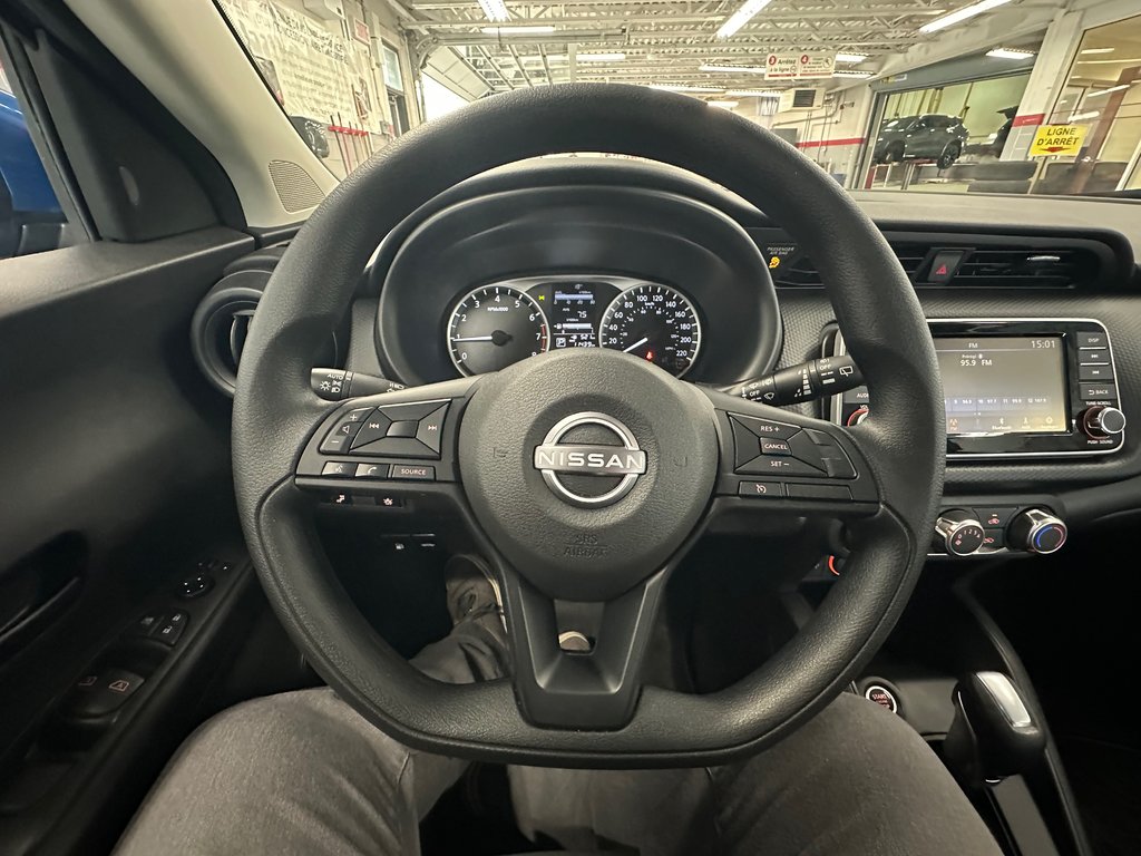 2025 Nissan Kicks Play S in Cowansville, Quebec - 28 - w1024h768px