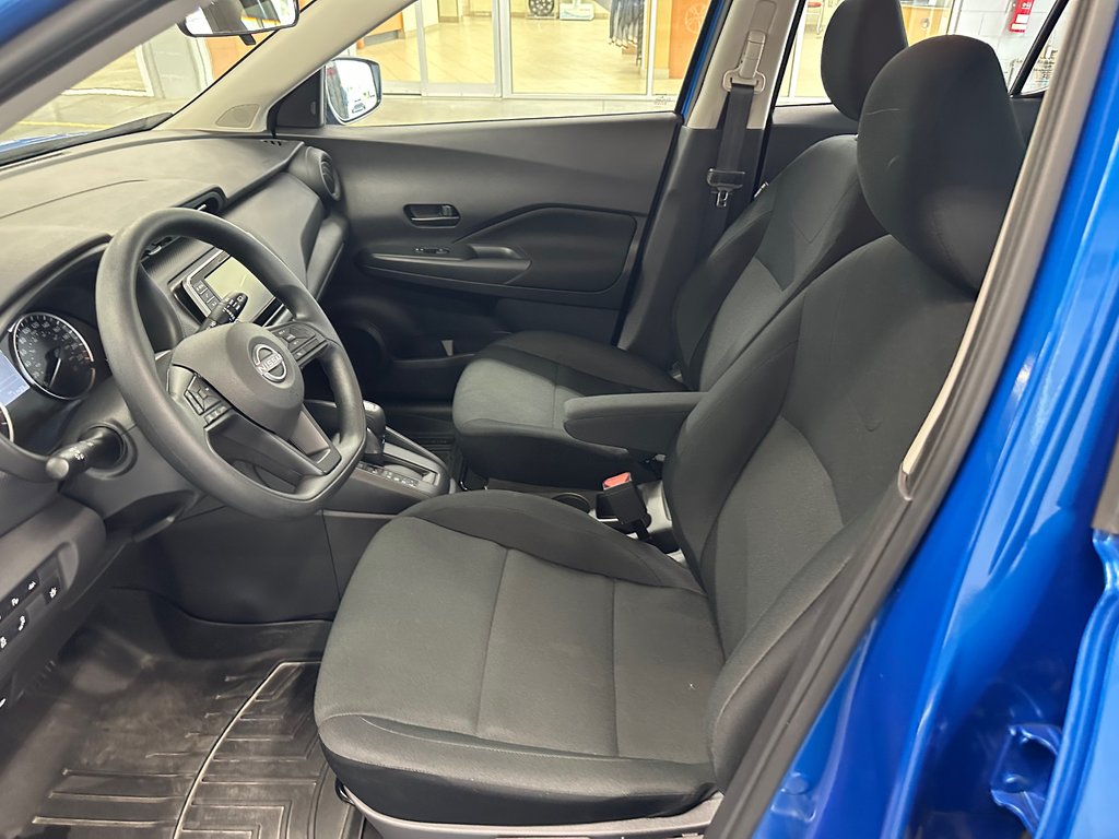 2025 Nissan Kicks Play S in Cowansville, Quebec - 21 - w1024h768px