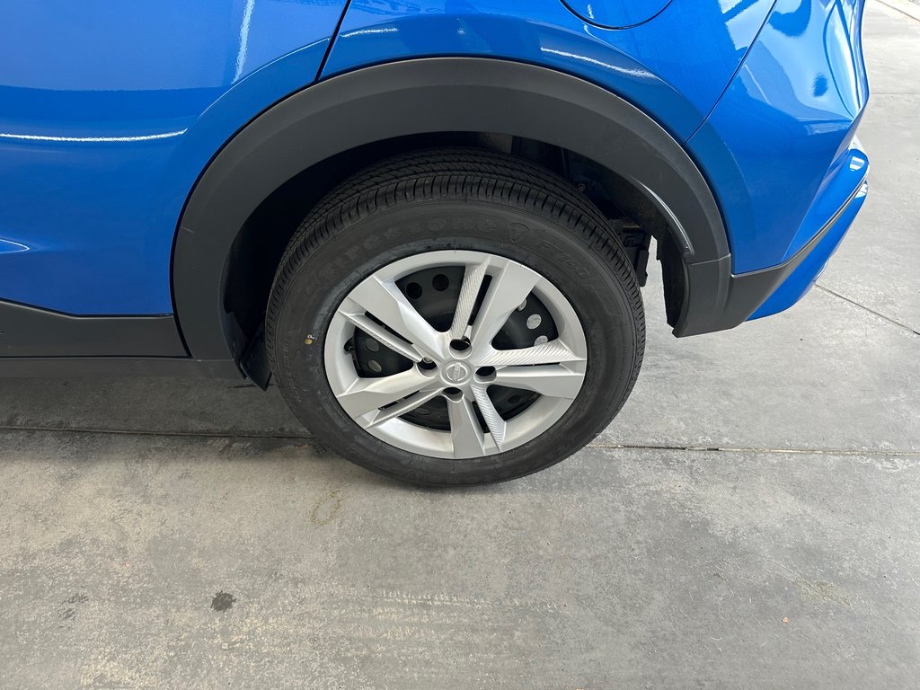 2025 Nissan Kicks Play S in Cowansville, Quebec - 9 - w1024h768px