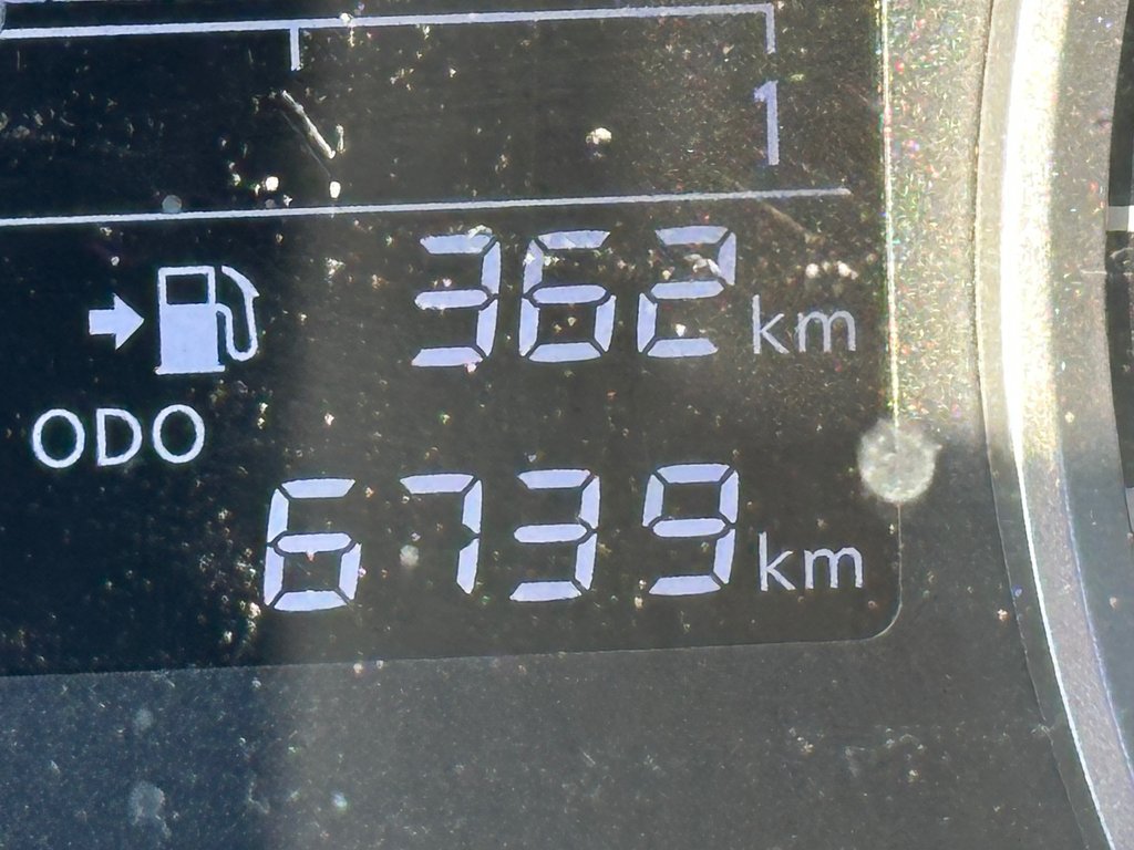 Nissan Kicks Play S 2025 à Cowansville, Québec - 5 - w1024h768px