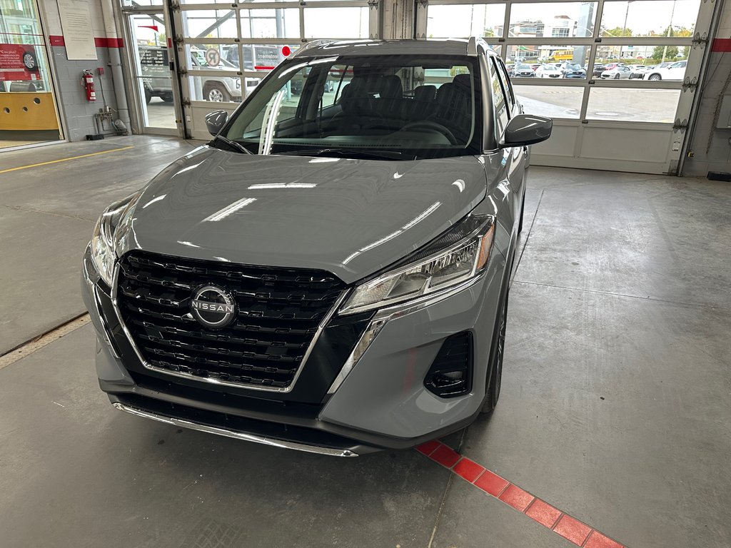 Nissan Kicks Play SV 2025 à Cowansville, Québec - 13 - w1024h768px