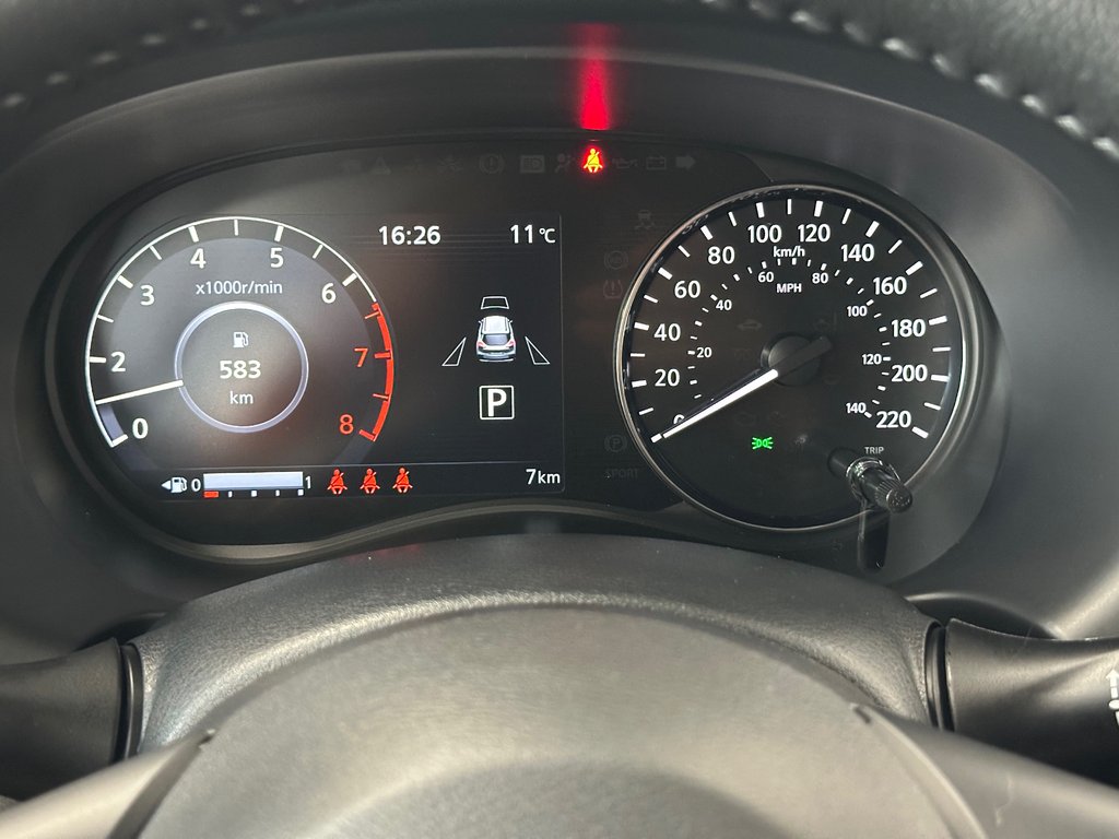 Nissan Kicks Play SV 2025 à Cowansville, Québec - 36 - w1024h768px