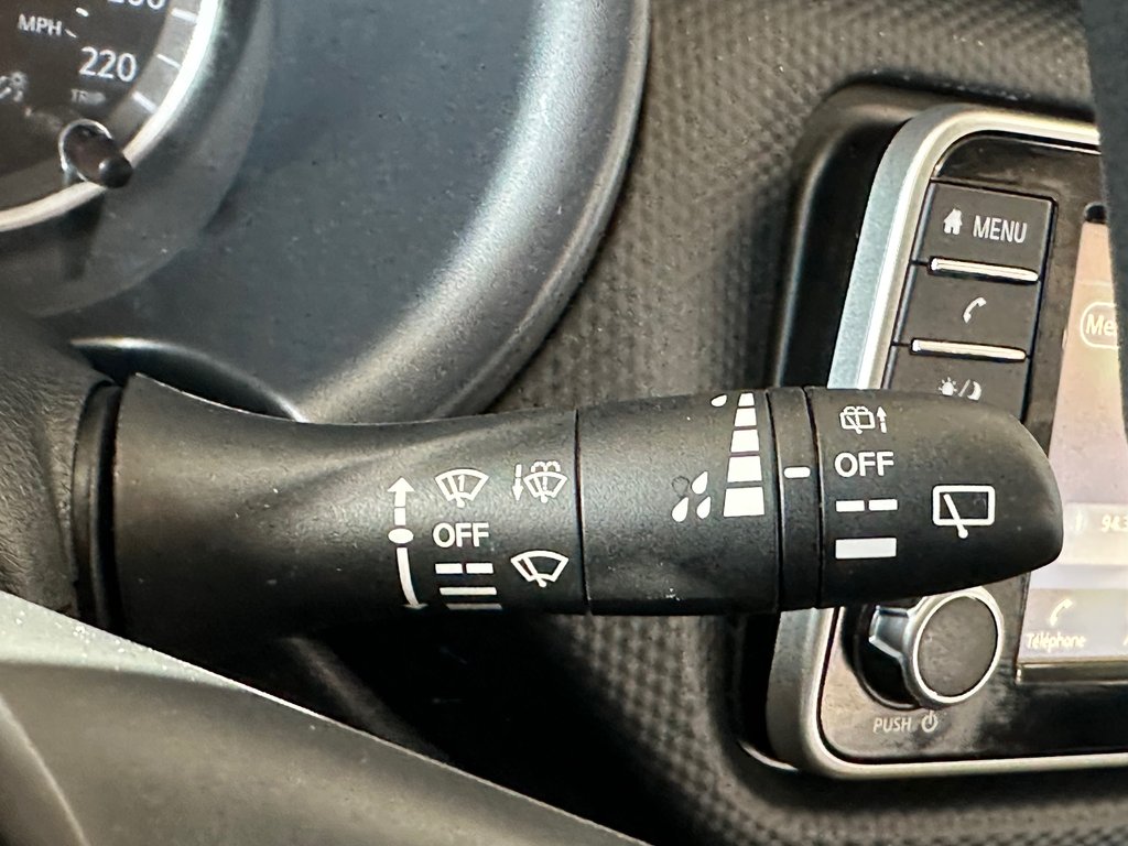Nissan Kicks Play S 2025 à Cowansville, Québec - 38 - w1024h768px