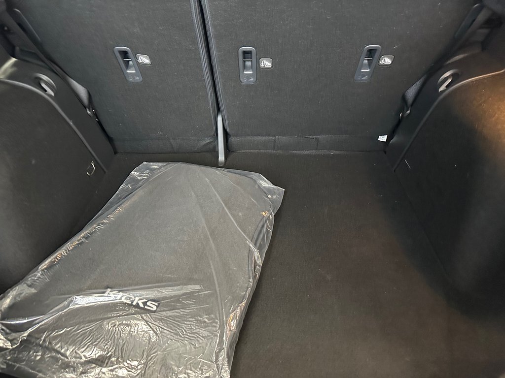 Nissan Kicks Play S 2025 à Cowansville, Québec - 6 - w1024h768px