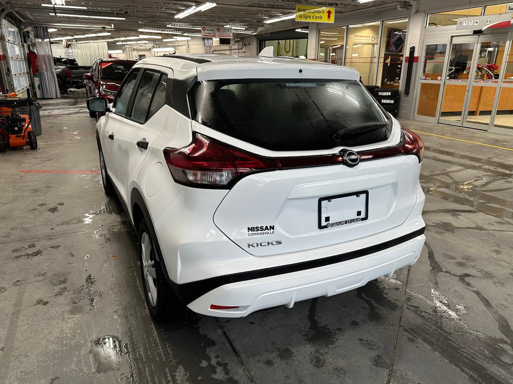 Nissan Kicks Play S 2025 à Cowansville, Québec - 9 - w1024h768px