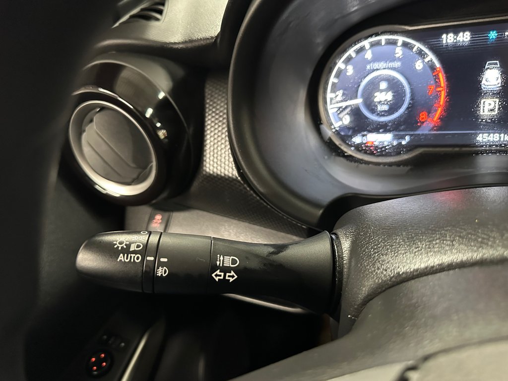 Nissan Kicks SV 2019 à Cowansville, Québec - 35 - w1024h768px