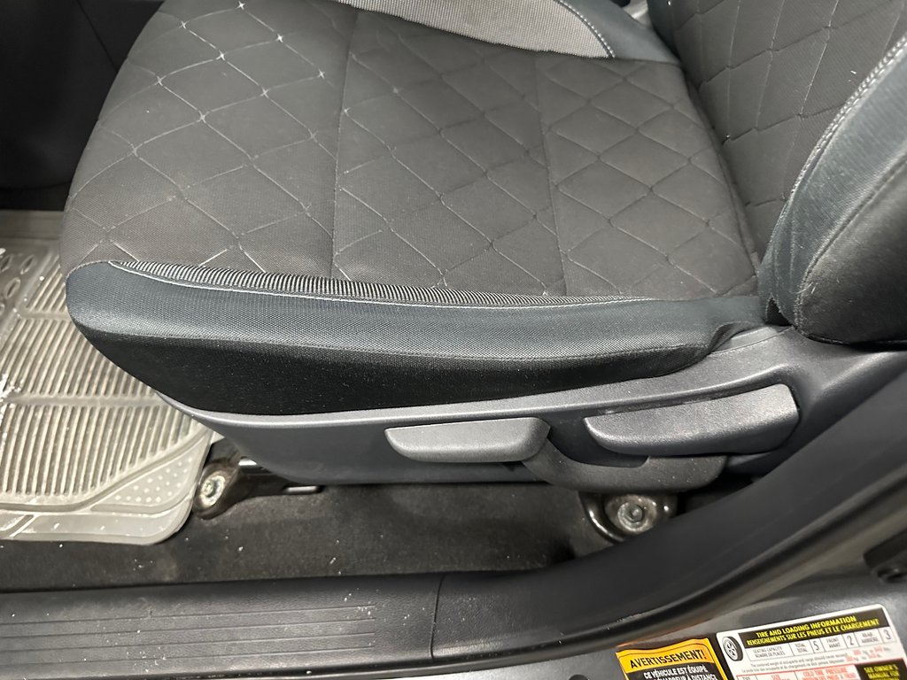 Nissan Kicks SV 2019 à Cowansville, Québec - 24 - w1024h768px