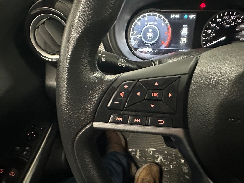 Nissan Kicks SV 2019 à Cowansville, Québec - 34 - w1024h768px