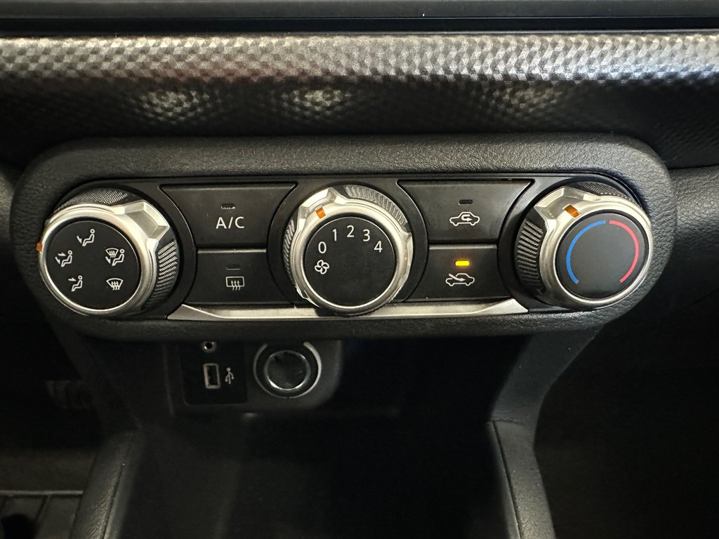 Nissan Kicks S 2020 à Cowansville, Québec - 29 - w1024h768px