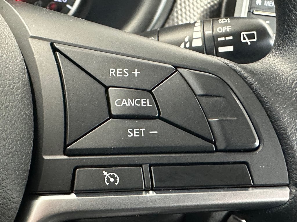 Nissan Kicks S 2020 à Cowansville, Québec - 33 - w1024h768px