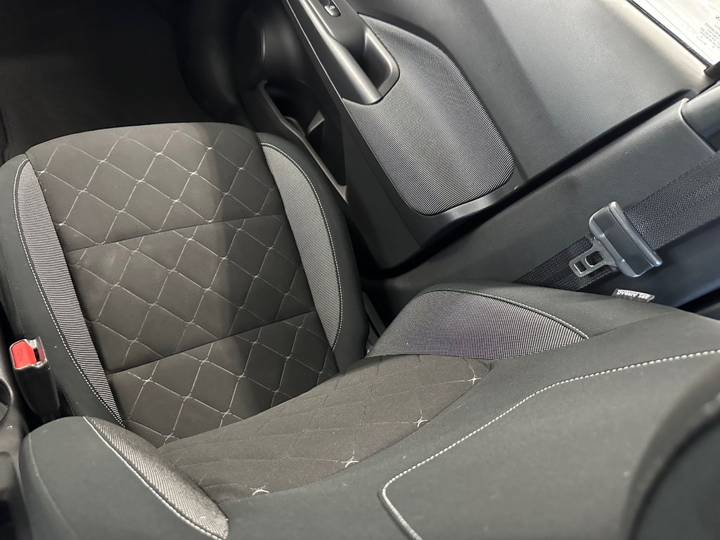 Nissan Kicks S 2020 à Cowansville, Québec - 20 - w1024h768px