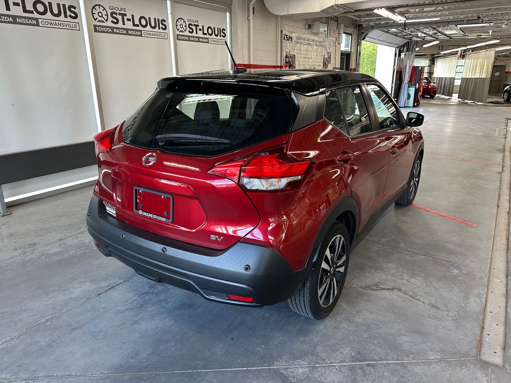 Nissan Kicks SV 2020 à Cowansville, Québec - 3 - w1024h768px