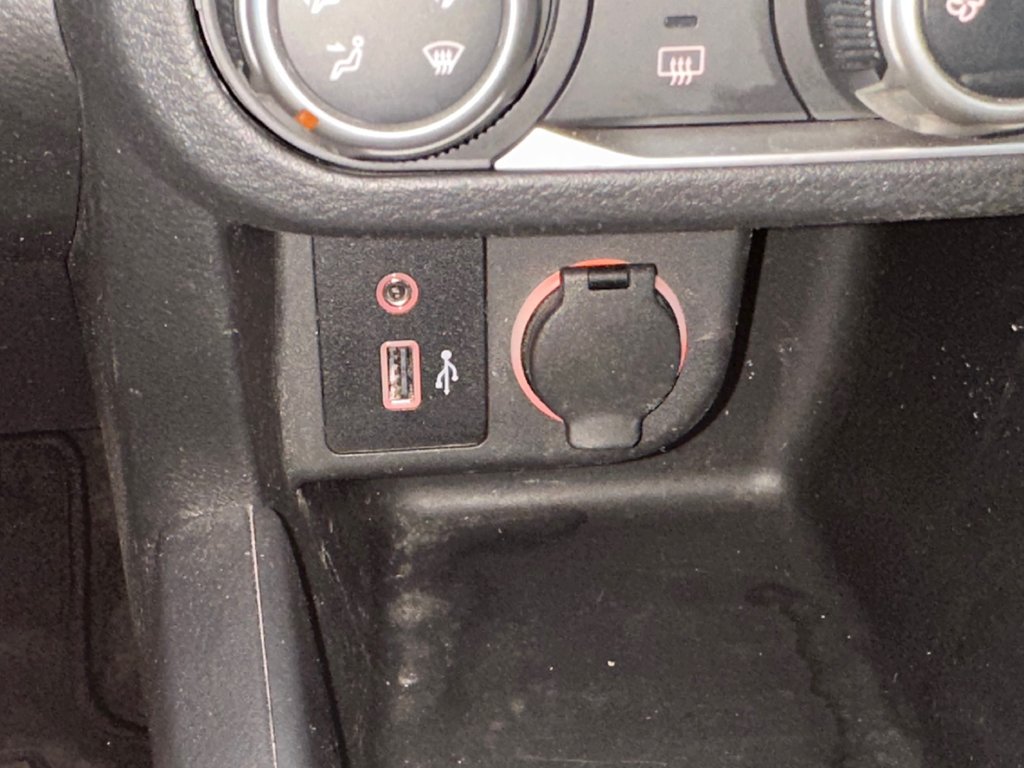 Nissan Kicks S 2020 à Cowansville, Québec - 29 - w1024h768px