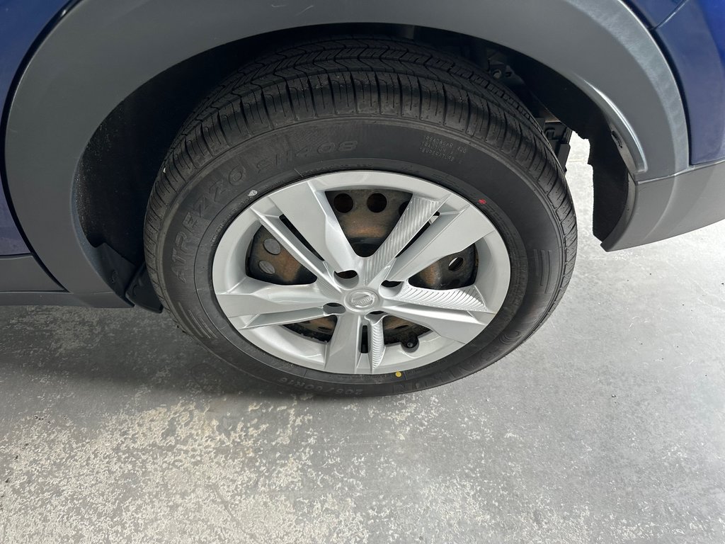 2020 Nissan Kicks S in Cowansville, Quebec - 10 - w1024h768px