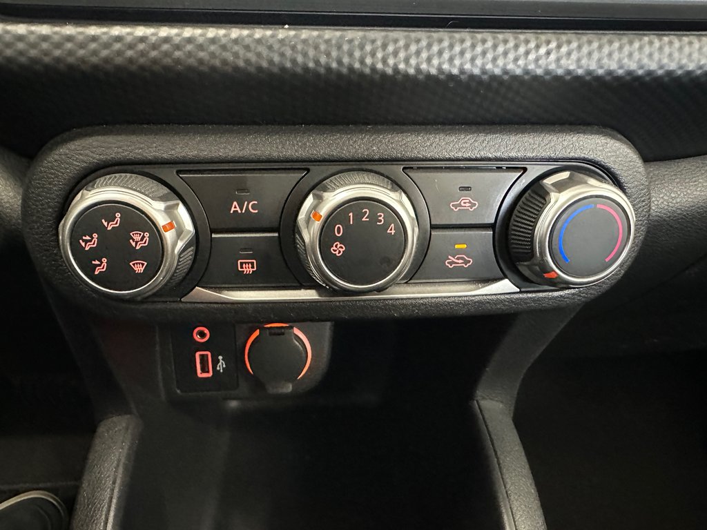 Nissan Kicks S 2021 à Cowansville, Québec - 22 - w1024h768px