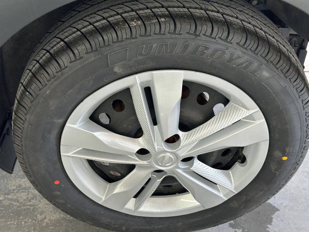 Nissan Kicks S 2021 à Cowansville, Québec - 7 - w1024h768px
