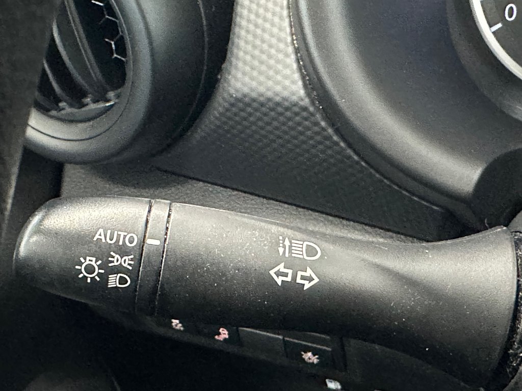 Nissan Kicks S 2021 à Cowansville, Québec - 29 - w1024h768px