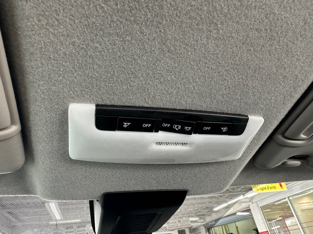 Nissan Kicks S 2021 à Cowansville, Québec - 34 - w1024h768px