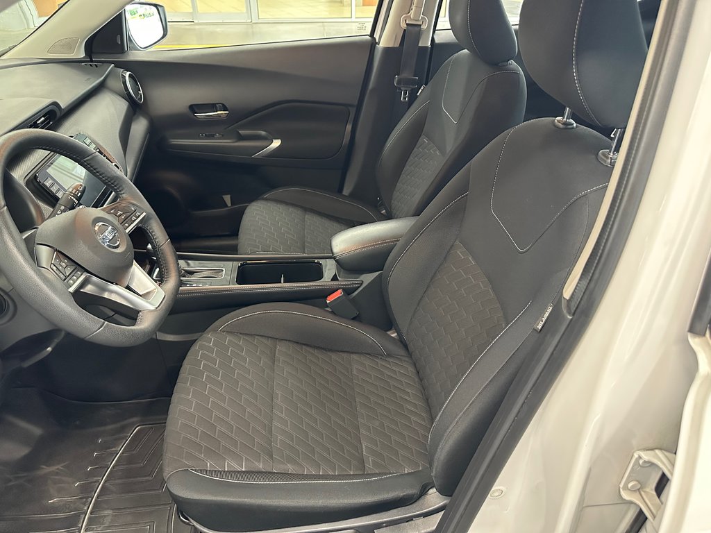 2021 Nissan Kicks SV in Cowansville, Quebec - 22 - w1024h768px