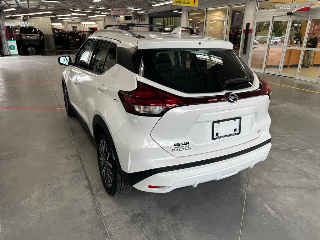 2021 Nissan Kicks SV in Cowansville, Quebec - 9 - w1024h768px