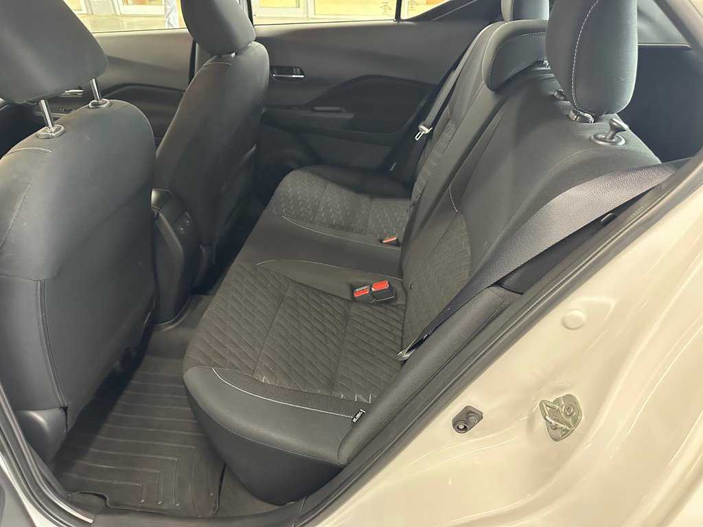 2021 Nissan Kicks SV in Cowansville, Quebec - 18 - w1024h768px