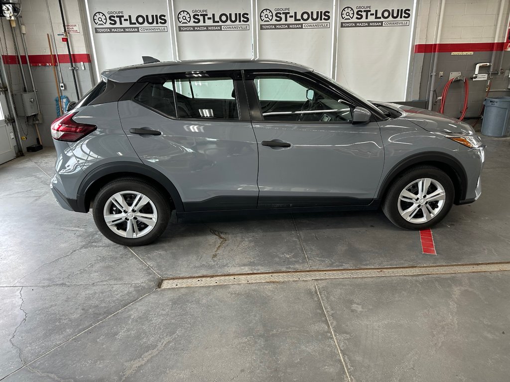 Nissan Kicks S 2021 à Cowansville, Québec - 2 - w1024h768px