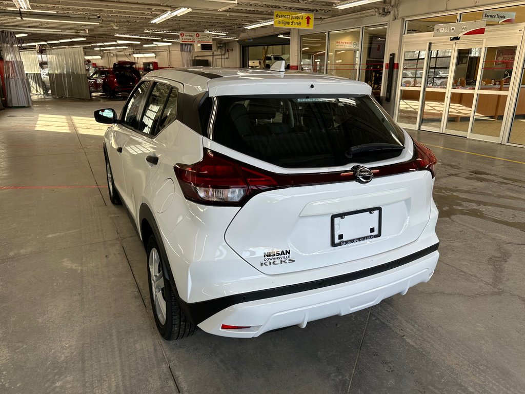 Nissan Kicks S 2021 à Cowansville, Québec - 8 - w1024h768px