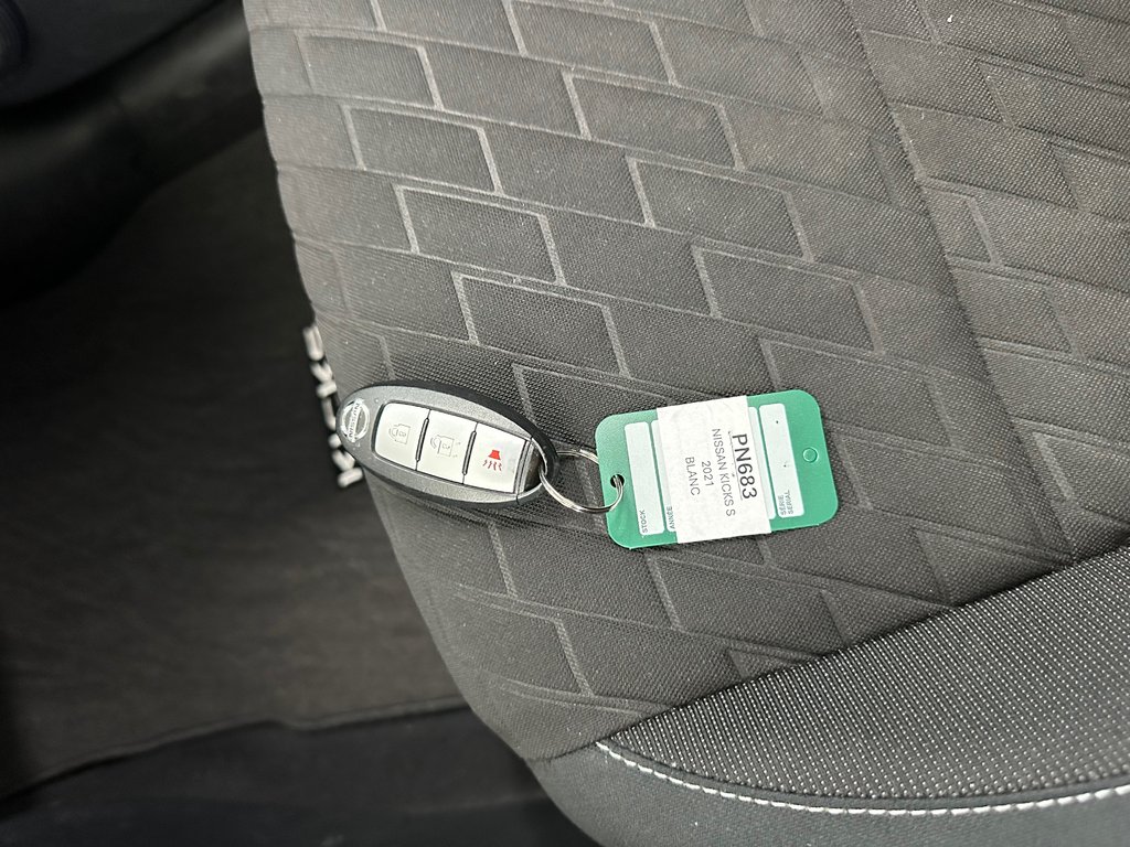 Nissan Kicks S 2021 à Cowansville, Québec - 41 - w1024h768px