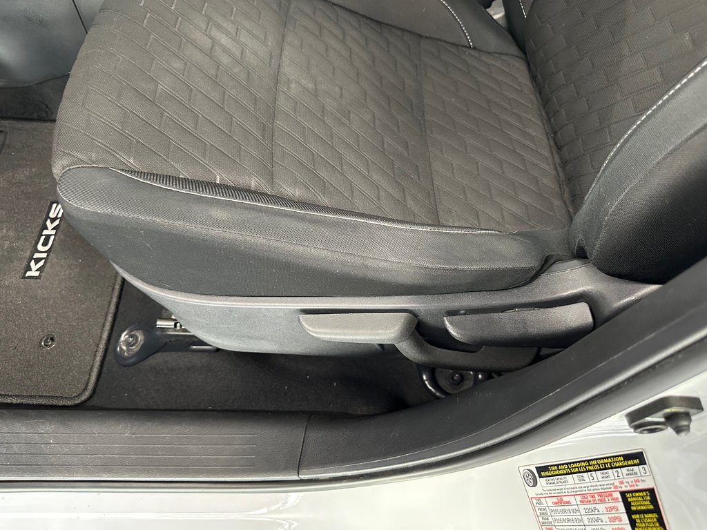 Nissan Kicks S 2021 à Cowansville, Québec - 24 - w1024h768px