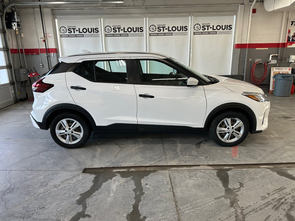 Nissan Kicks S 2021 à Cowansville, Québec - 2 - w1024h768px