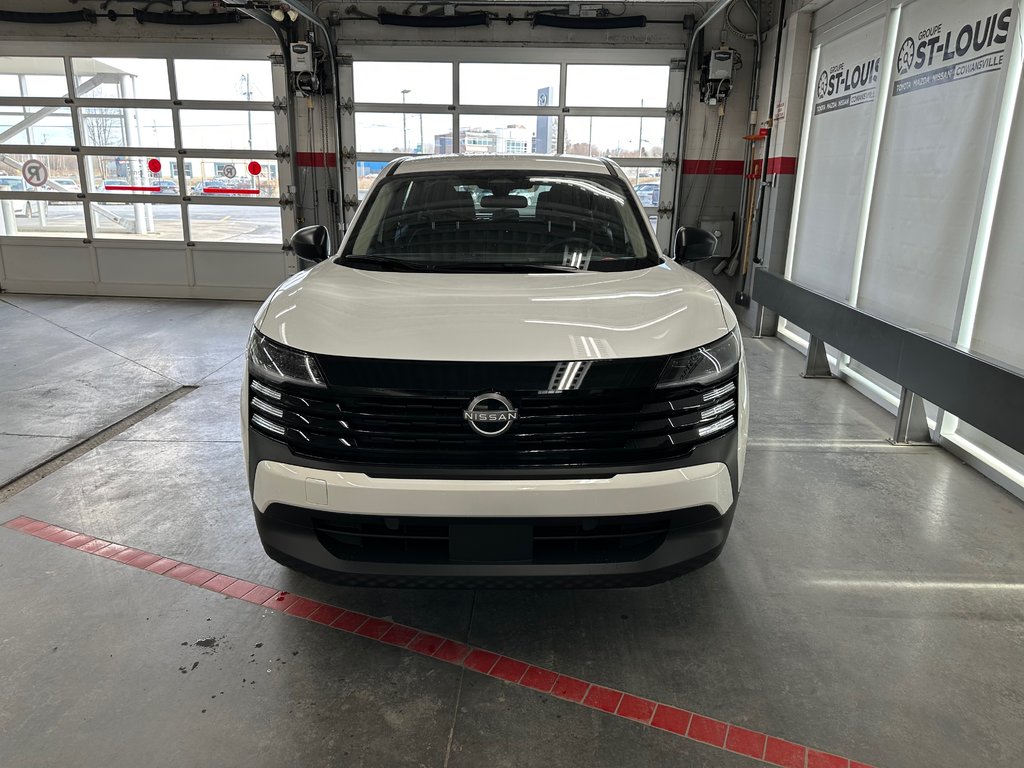 Nissan Kicks S 2025 à Cowansville, Québec - 6 - w1024h768px