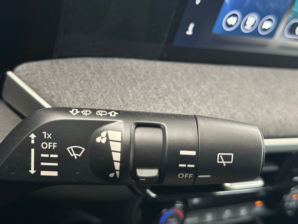 Nissan Kicks SV 2025 à Cowansville, Québec - 30 - w1024h768px