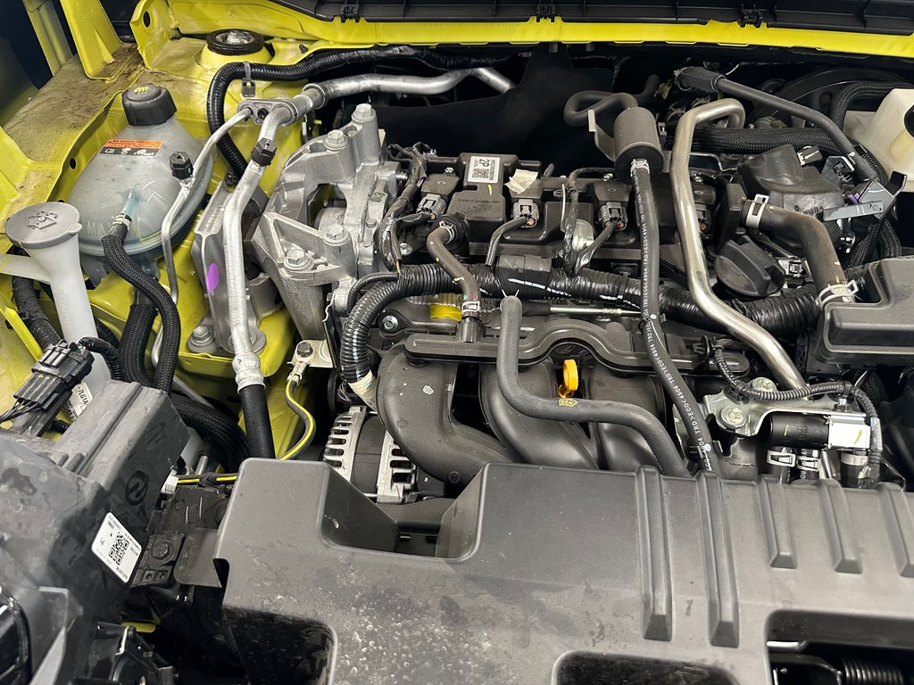 Nissan Kicks SV 2025 à Cowansville, Québec - 16 - w1024h768px