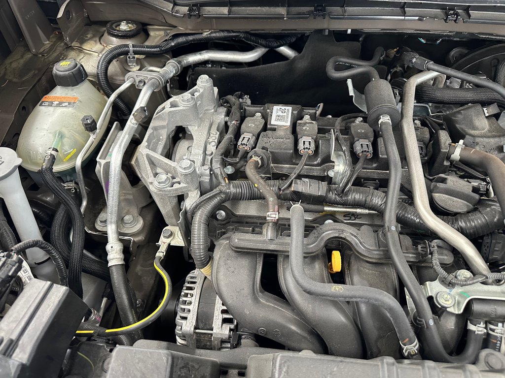 Nissan Kicks SR 2025 à Cowansville, Québec - 20 - w1024h768px