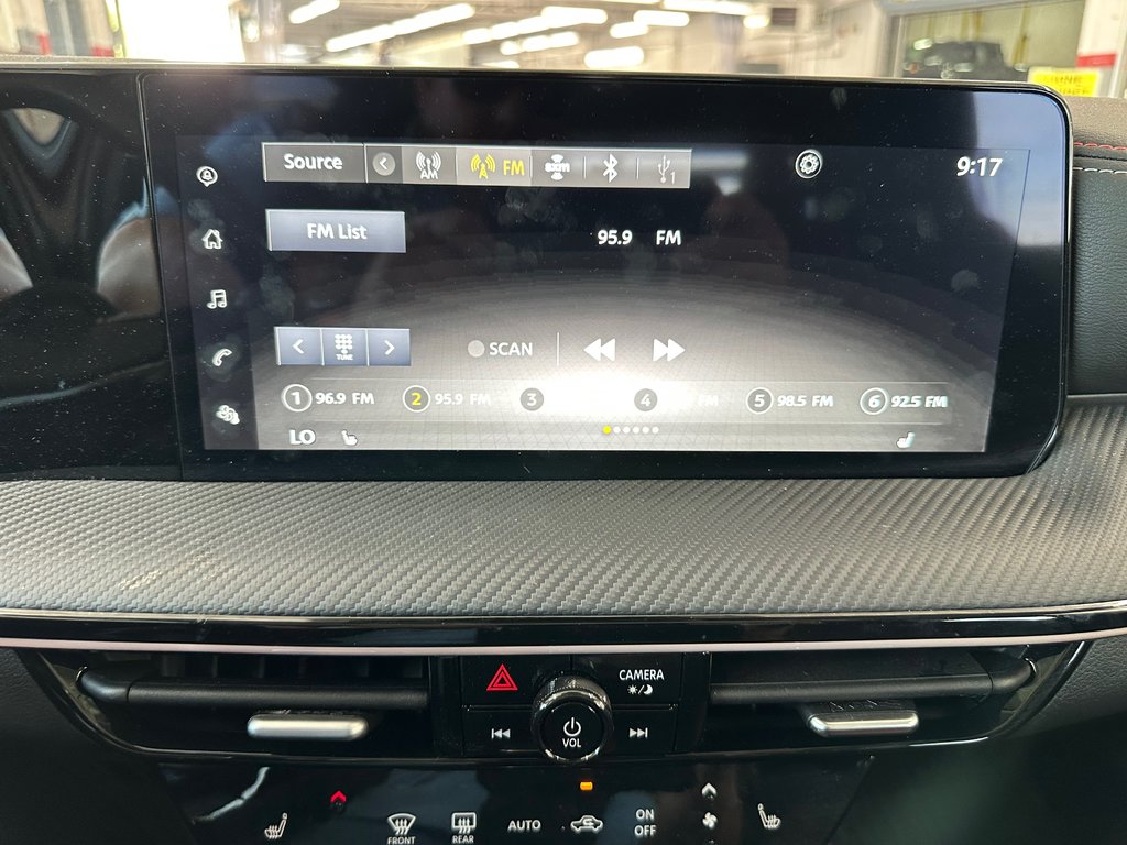 Nissan Kicks SR 2025 à Cowansville, Québec - 37 - w1024h768px