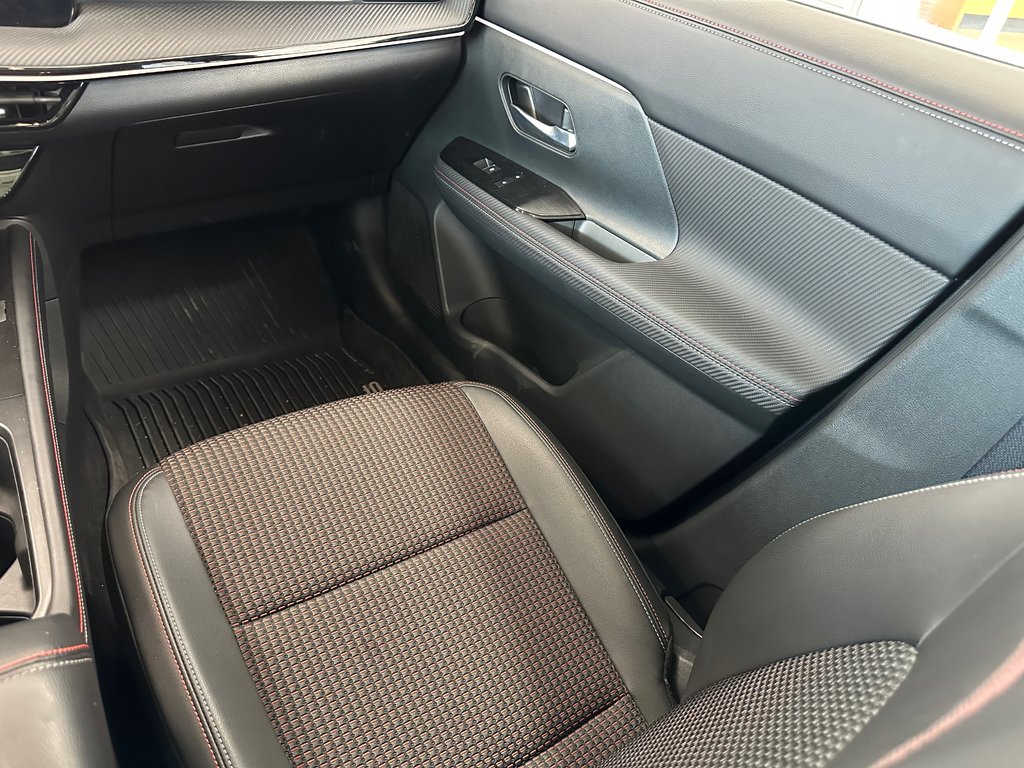 Nissan Kicks SR 2025 à Cowansville, Québec - 28 - w1024h768px