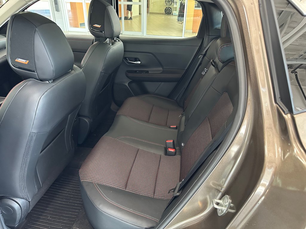 Nissan Kicks SR 2025 à Cowansville, Québec - 23 - w1024h768px