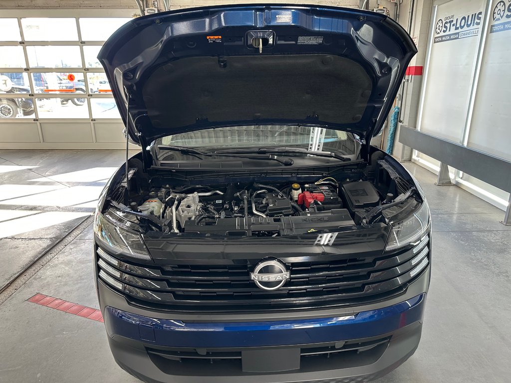 2025 Nissan Kicks SV AWD in Cowansville, Quebec - 17 - w1024h768px