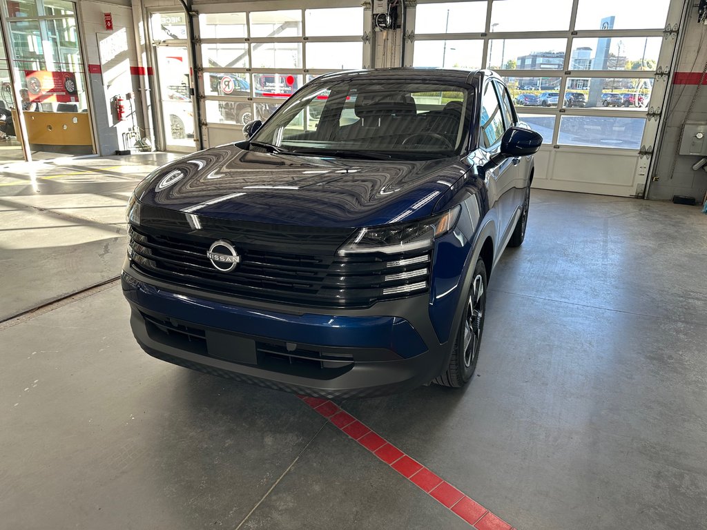 2025 Nissan Kicks SV AWD in Cowansville, Quebec - 13 - w1024h768px