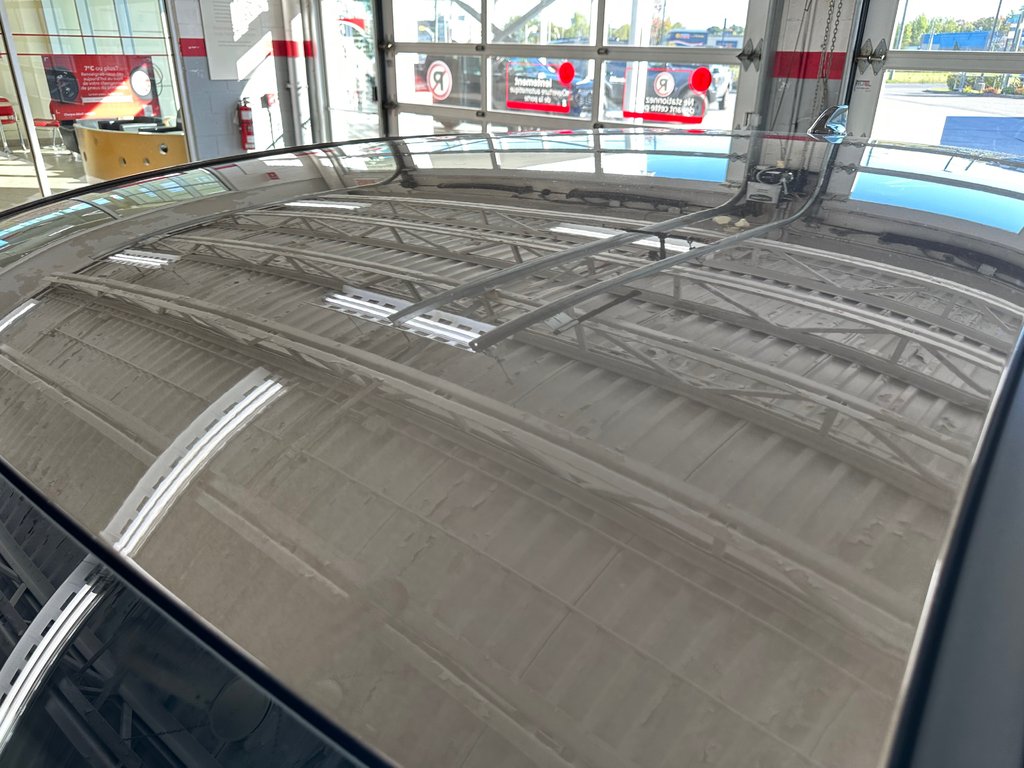 2025 Nissan Kicks S AWD in Cowansville, Quebec - 14 - w1024h768px