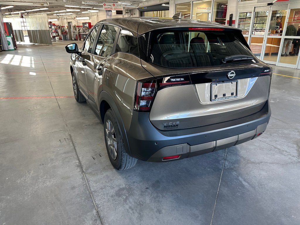 2025 Nissan Kicks S TA in Cowansville, Quebec - 7 - w1024h768px