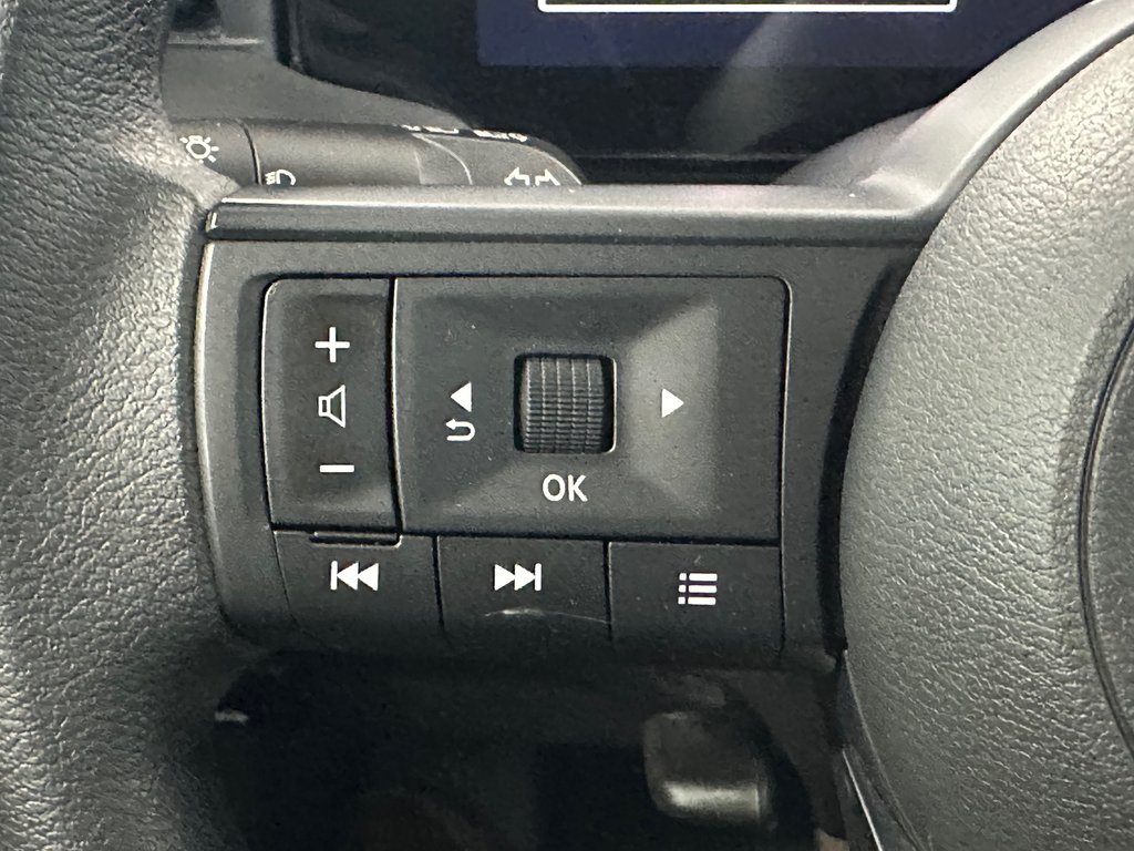 2025 Nissan Kicks S TA in Cowansville, Quebec - 33 - w1024h768px