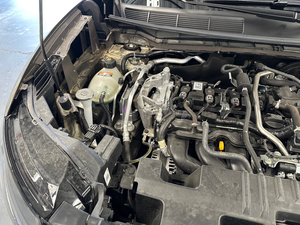 2025 Nissan Kicks S TA in Cowansville, Quebec - 15 - w1024h768px