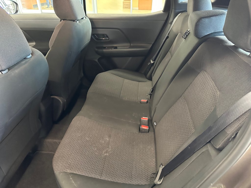 2025 Nissan Kicks S TA in Cowansville, Quebec - 18 - w1024h768px
