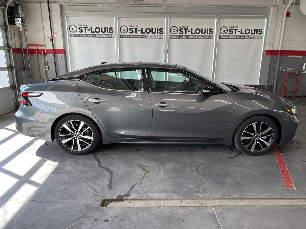 2023  Maxima SL/Privilege in Cowansville, Quebec - 2 - w1024h768px