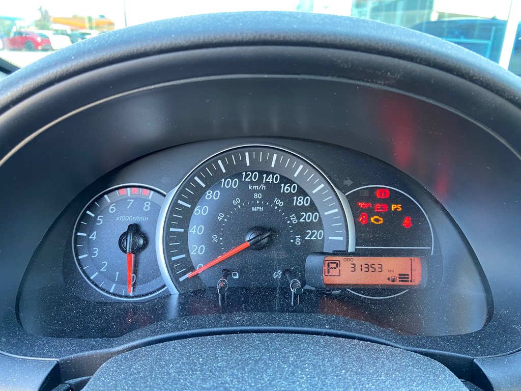 2019 Nissan Micra in Cowansville, Quebec - 5 - w1024h768px