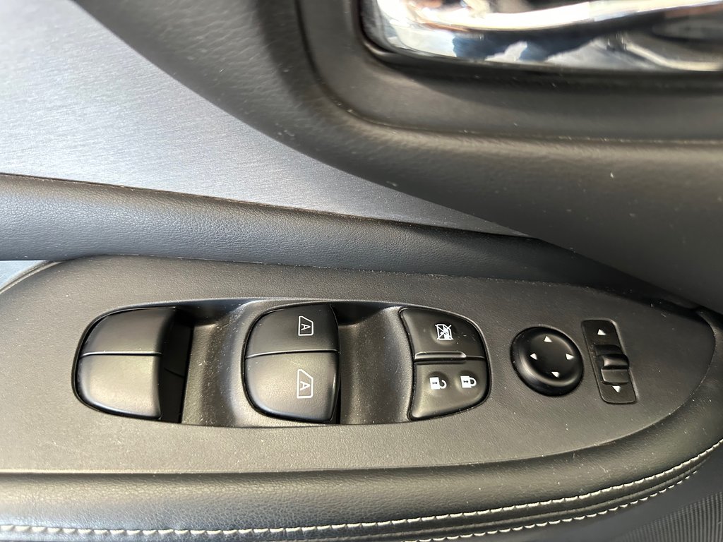 2024 Nissan Murano SV AWD in Cowansville, Quebec - 25 - w1024h768px